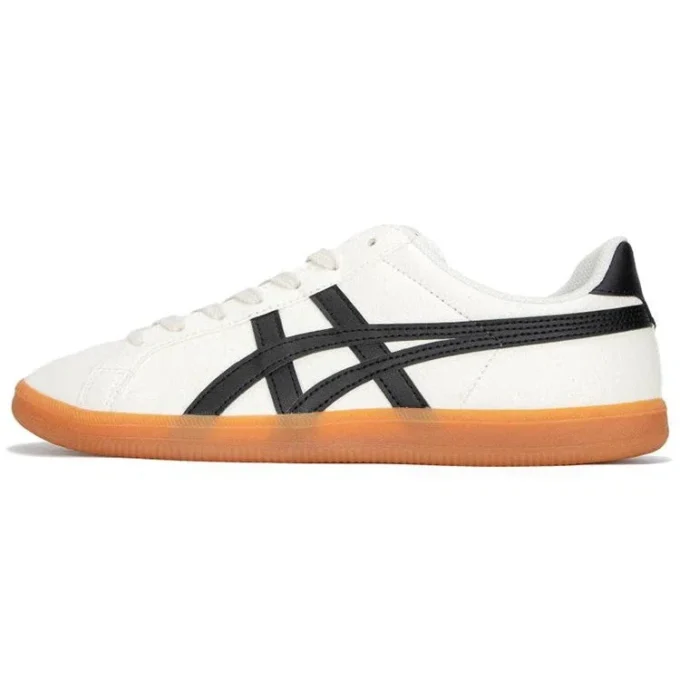 DD Trainer ”White Black Gum”