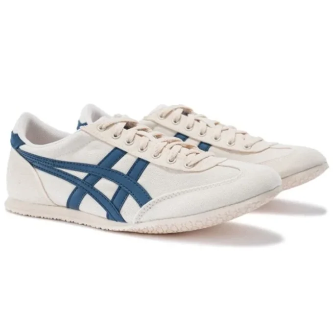 Machu Racer ”Cream White Blue”