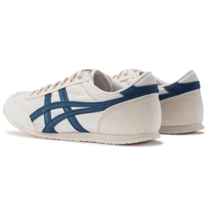 Machu Racer ”Cream White Blue”