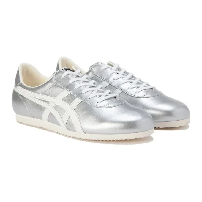Nippon Made Tai-chi NM-skor ”Silver White”