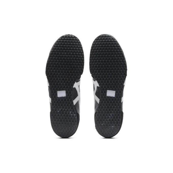 Serrano ”Black White”