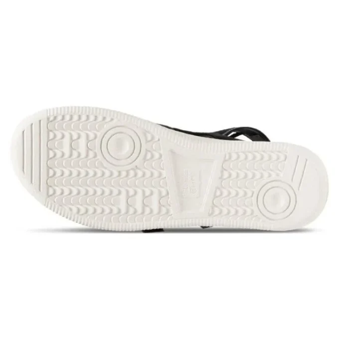 Tokuten Sandal ”Black White”