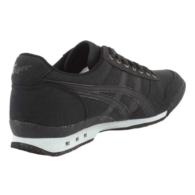 Ultimate 81 Low ”Svart Vit”